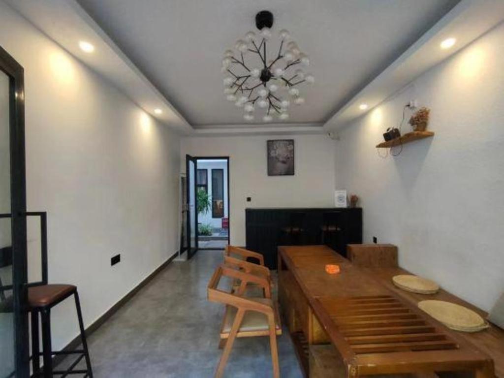 Dali Four Seasons Hostel Εξωτερικό φωτογραφία